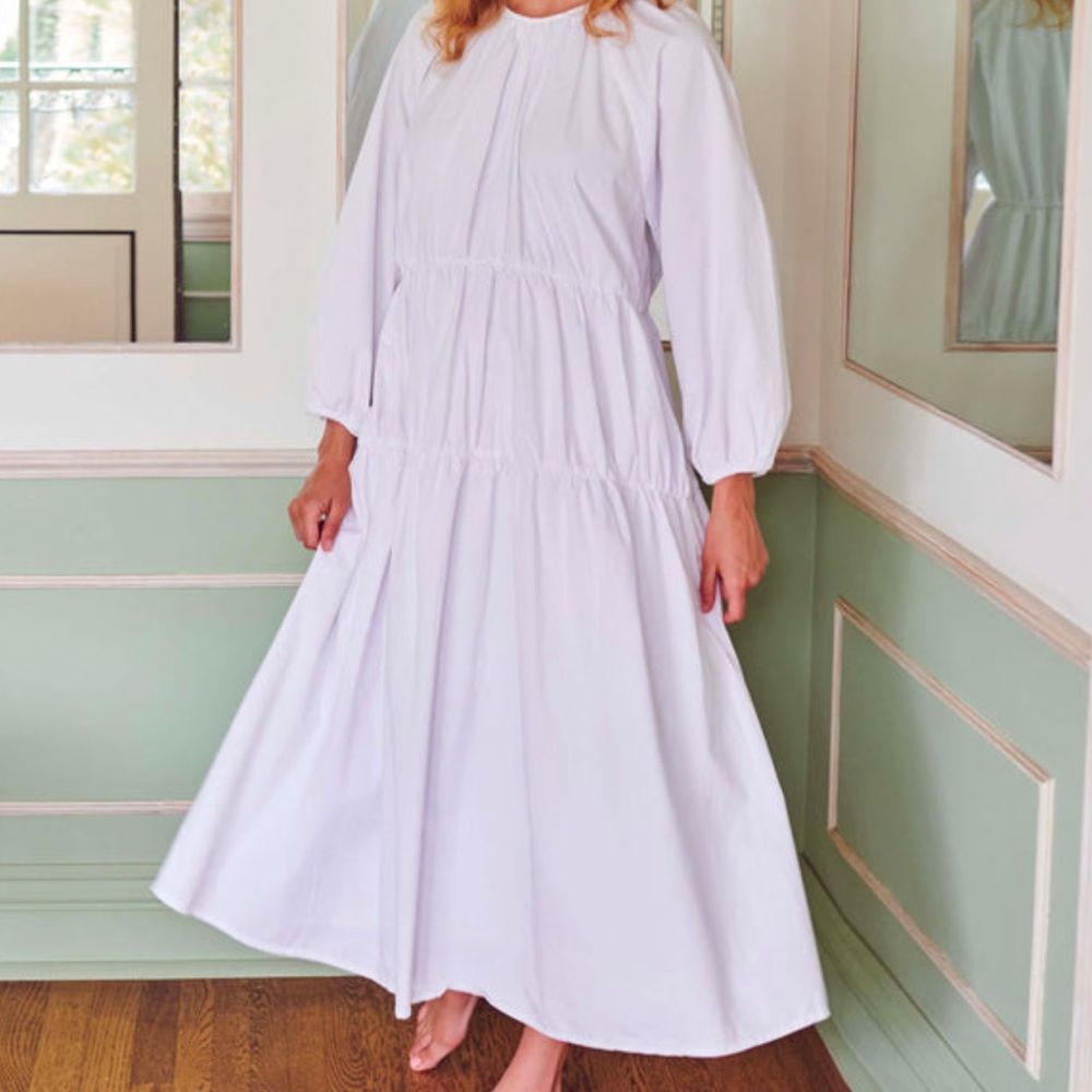 Sundry Coral tiered dress with pockets. See photos for color